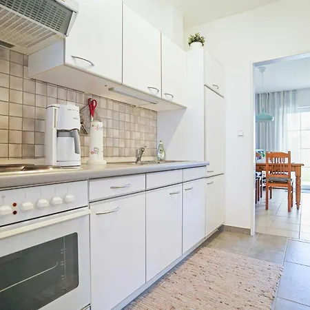 Riedgrashaus Riedgras 2